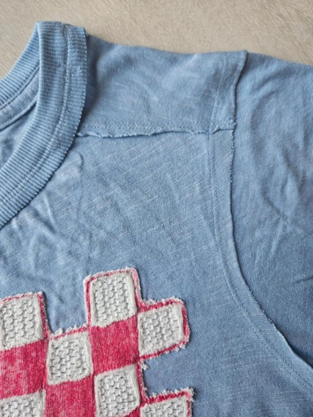 Anthropologie Maeve Sardine Linen Blend Graphic Tee - Picture 6 of 12